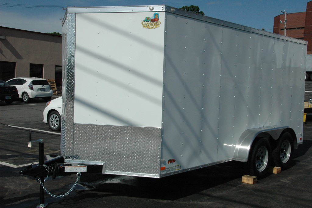 Enclosed Cargo Trailer 7x16+2'V WHITE RAMP Covered Wagon