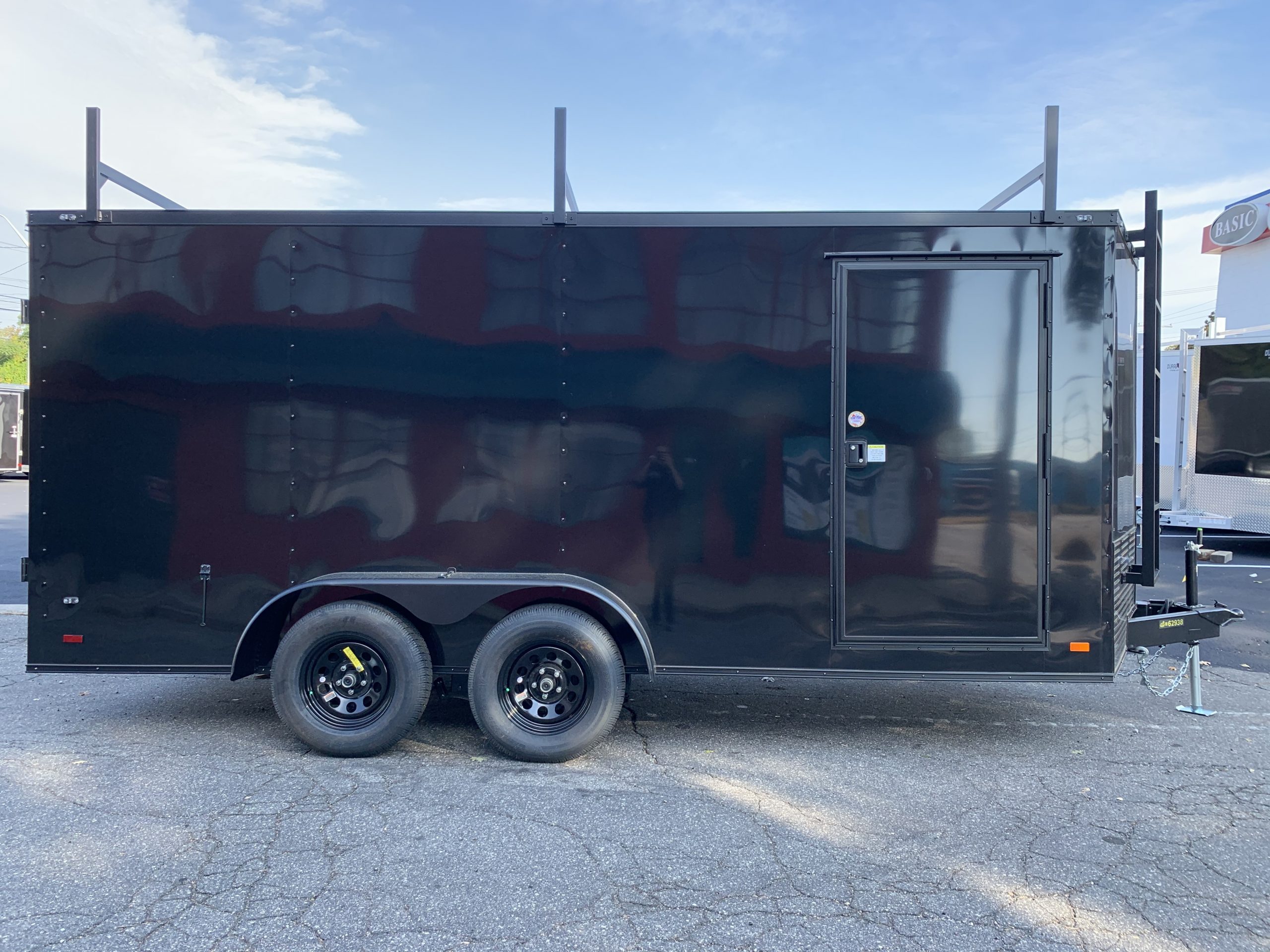 Enclosed Contractor Trailer 7'x16' BLACK BARN V-Nose Covered Wagon