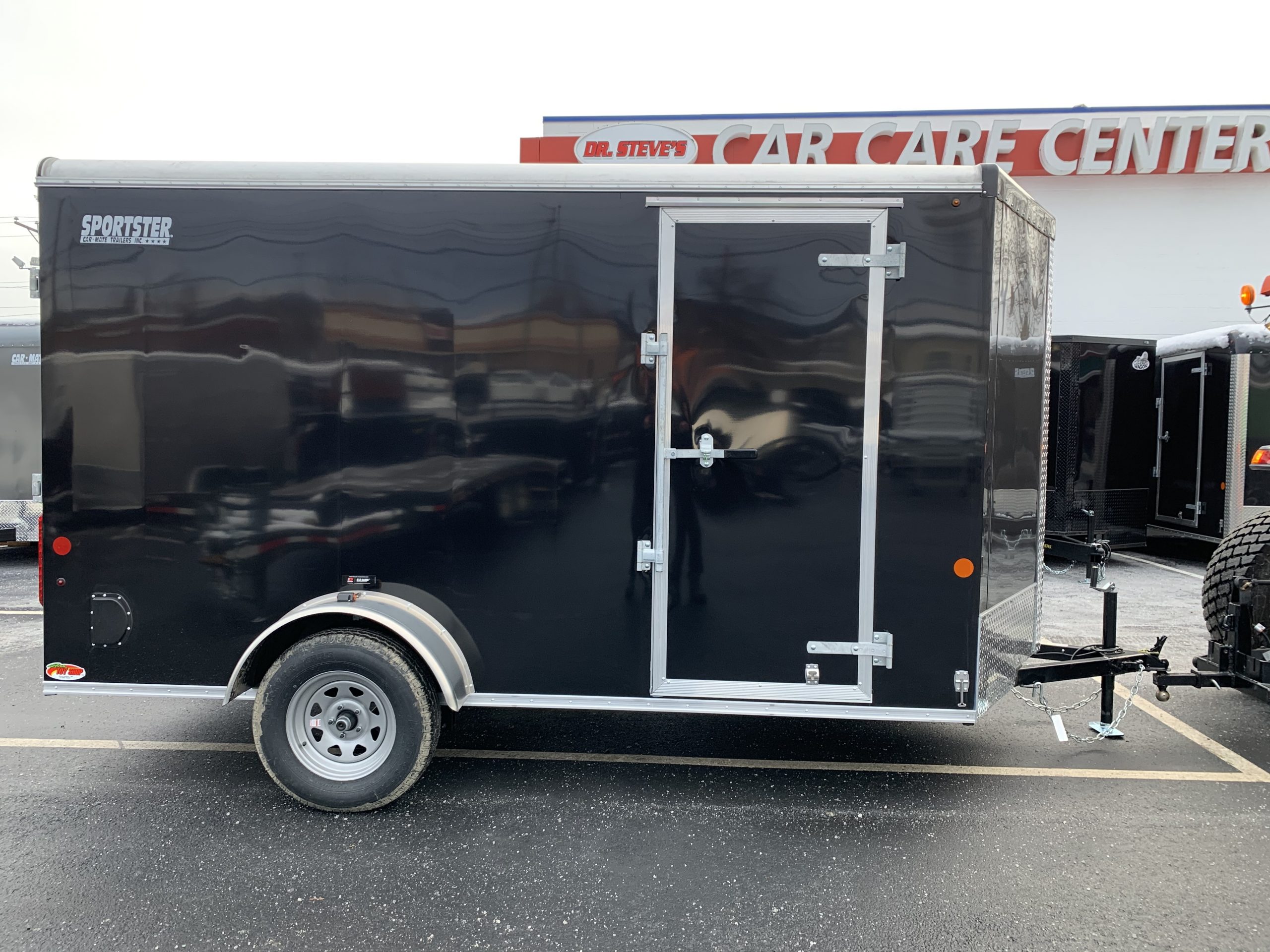 Enclosed Cargo Trailer 6'x12'+2'V BLK RAMP Car Mate V-Nose