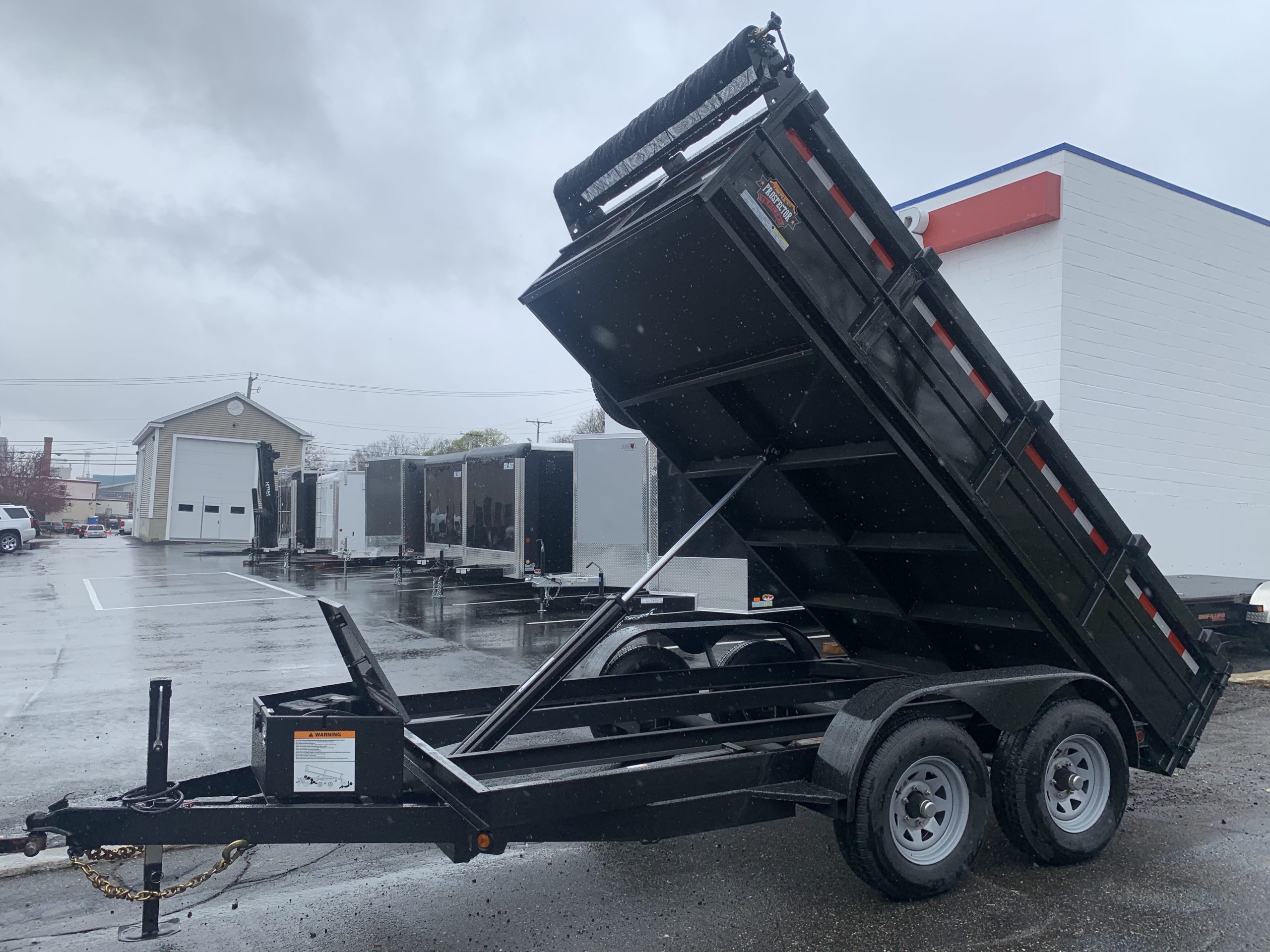 Covered Wagon Trailers 6x10' Dump Black