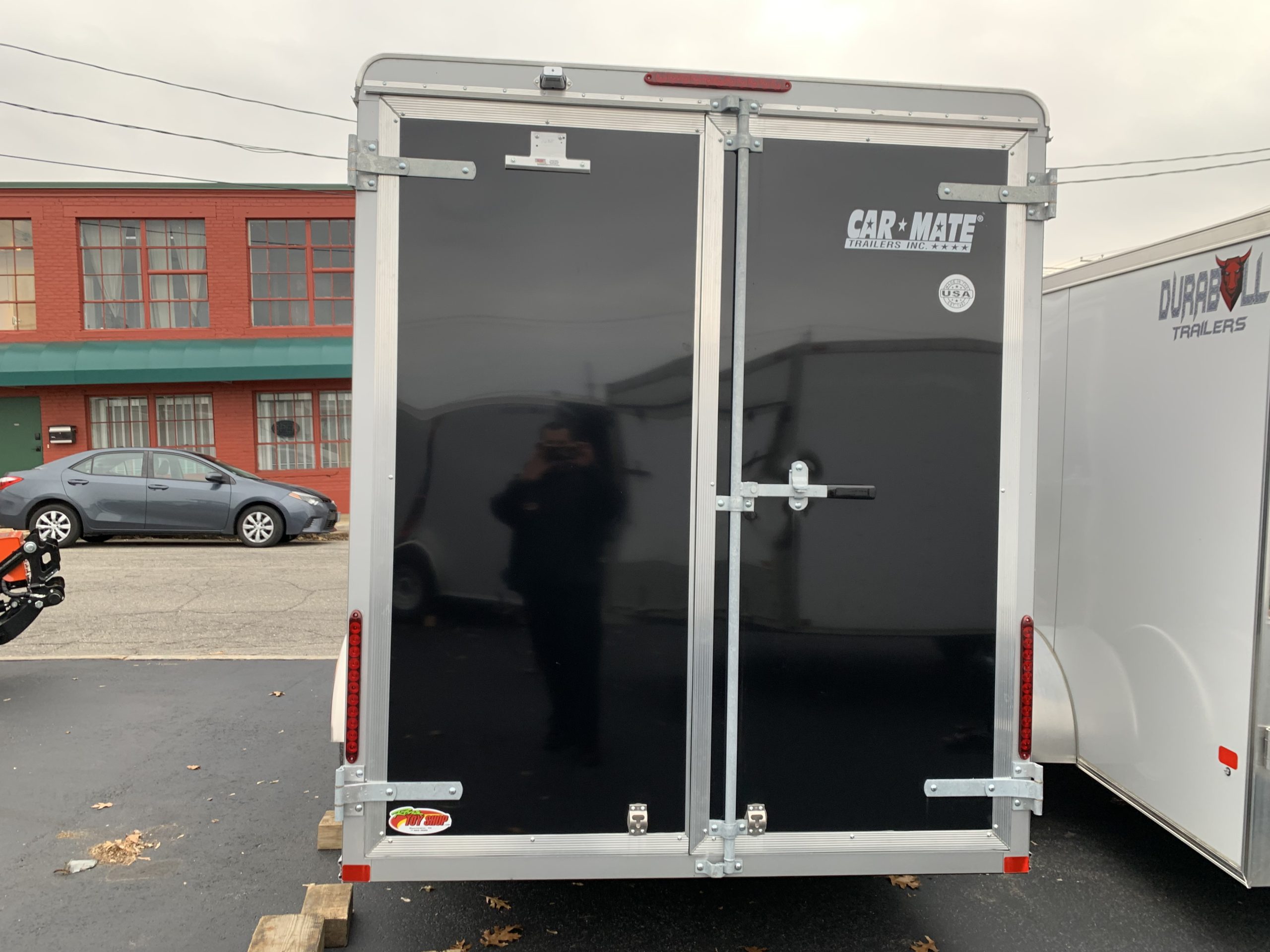Enclosed Cargo Trailer 6'x12'+2'V BLACK Barn Door Car Mate V-Nose