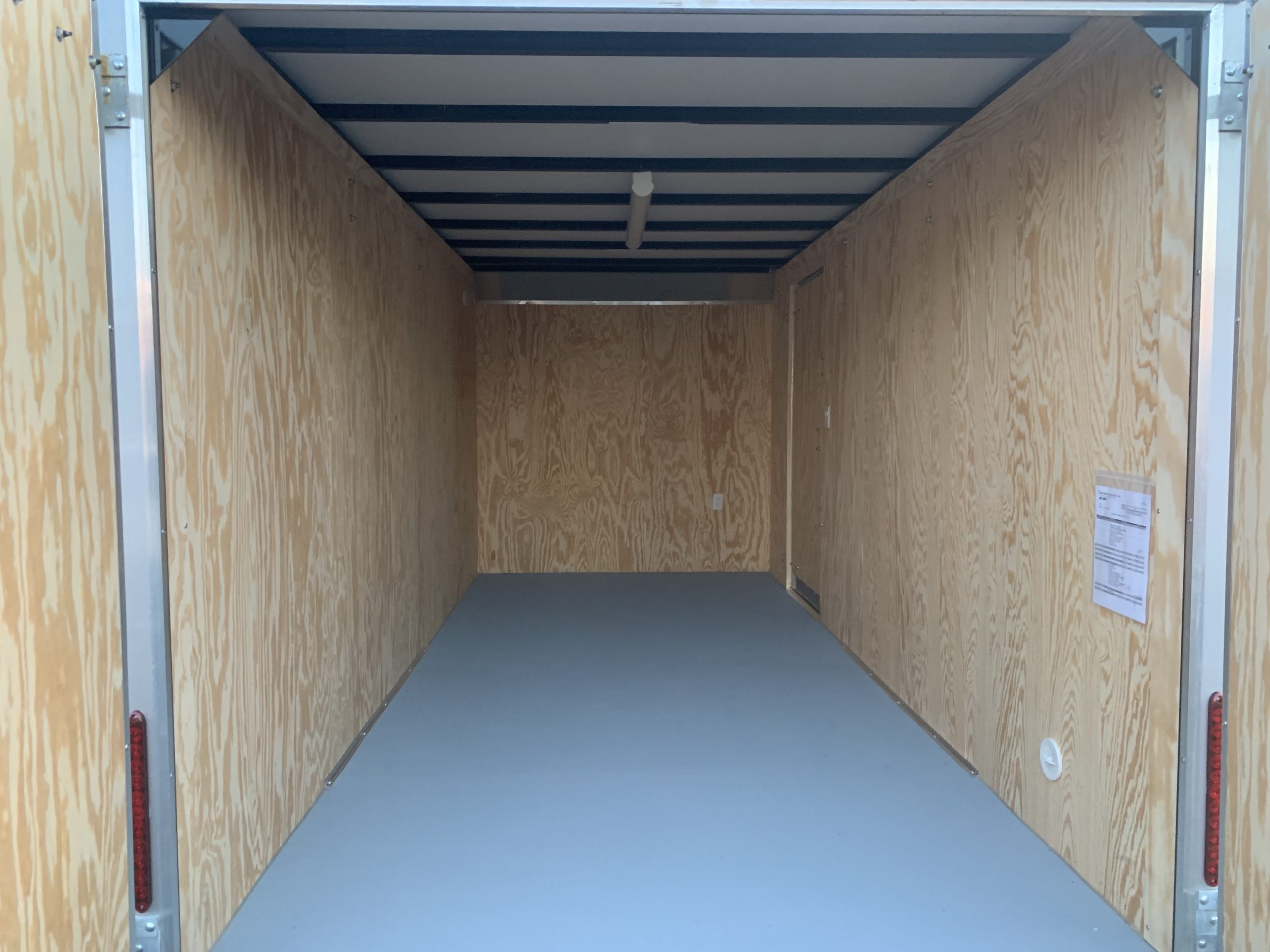 Enclosed Contractor Trailer 7'x16' BLUE BARN CarMate
