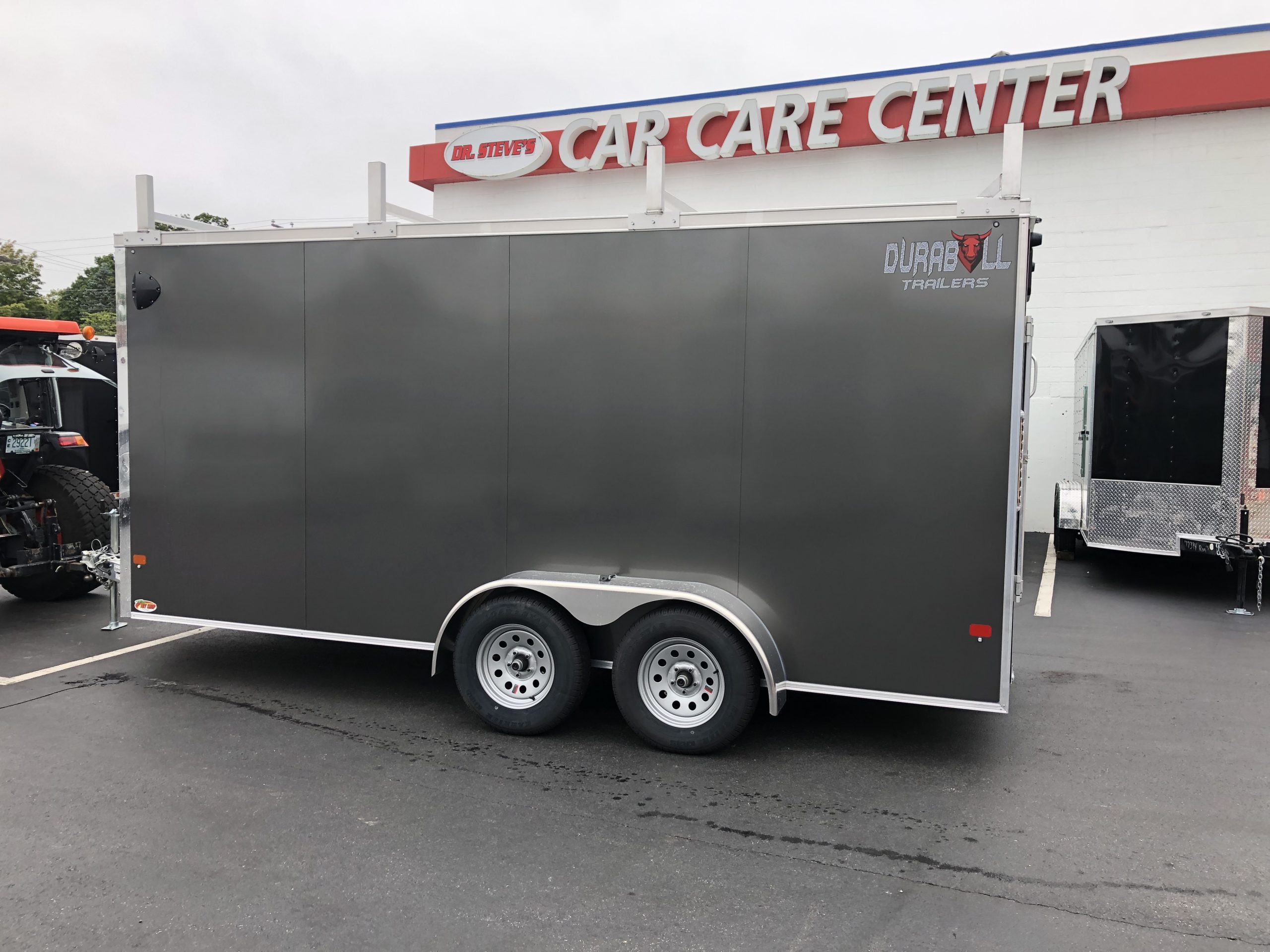 Enclosed Contractor 7'x16'+2'V Charcoal Ramp Door DuraBull Aluminum 6'6" Interior Elite