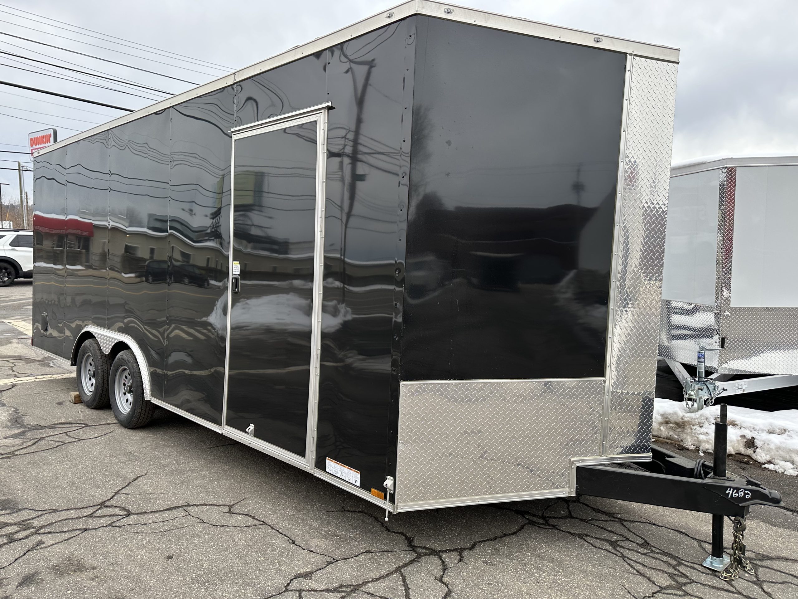 Enclosed Car hauler Trailer 8.5X20' 7' Interior Black Xtreme Cargo