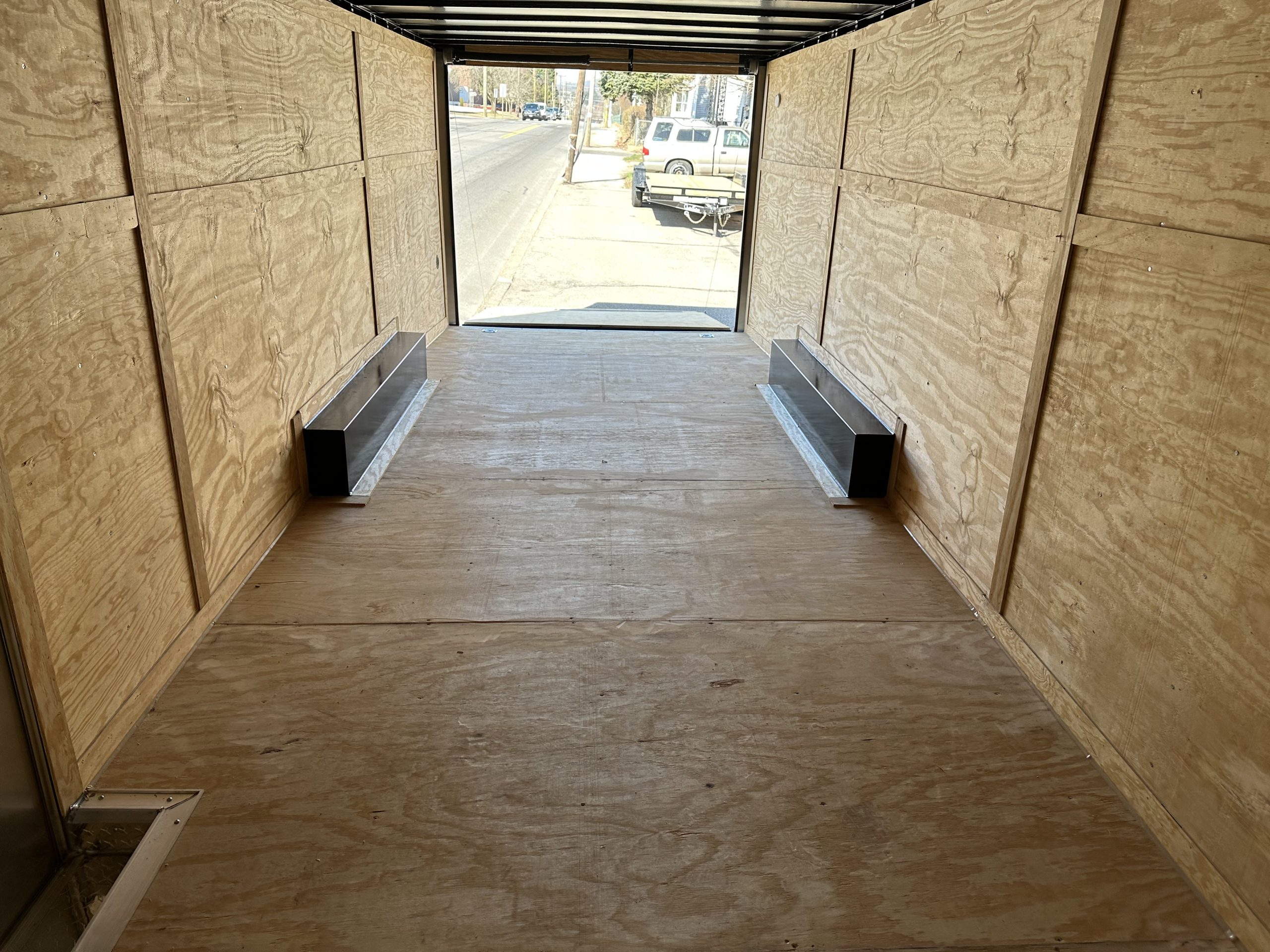 Best Enclosed Car Trailer 8.5'x24' 10k Ramp Door 6'6" Interior Height